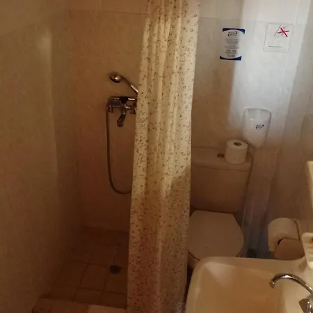 Akrotainaritis 3* Yerolimin