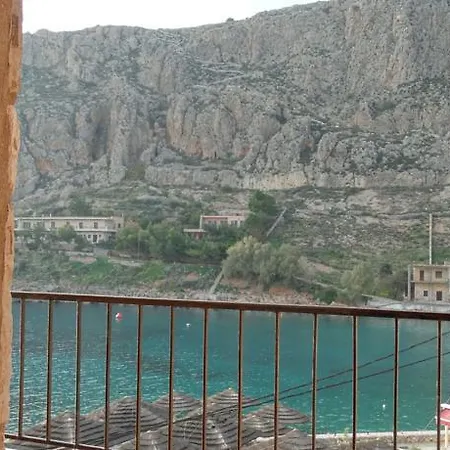 Гостевой дом Akrotainaritis