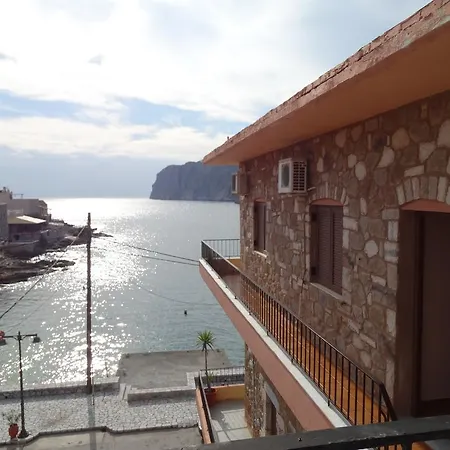 Akrotainaritis 3* Еролимин