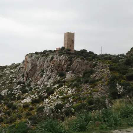 Akrotainaritis 3* Yerolimin