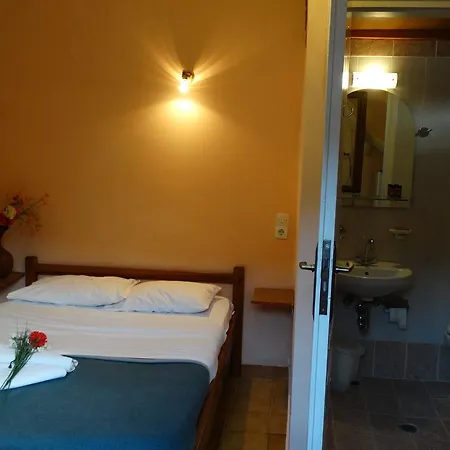 Akrotainaritis Еролимин