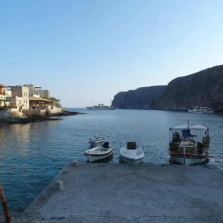 Гостевой дом Akrotainaritis