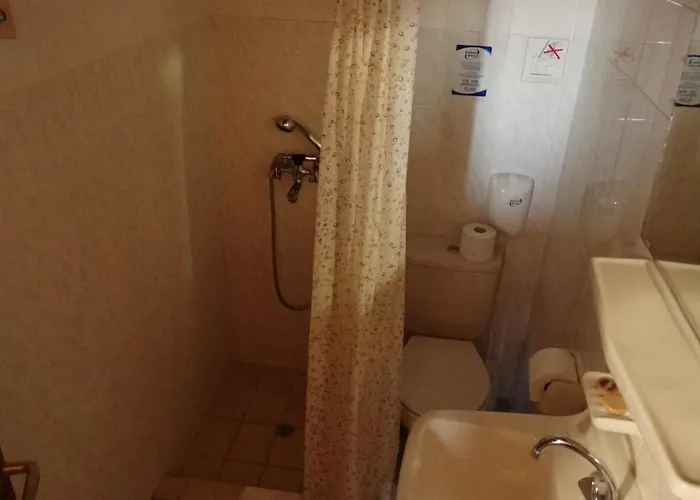 Akrotainaritis 3* Yerolimin