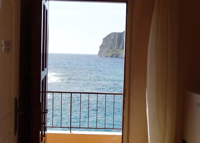 Casa de hóspedes Akrotainaritis 3*